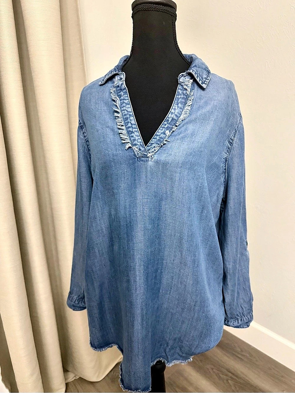 Chico's Chambray Denim Frayed V-Neck Tunic Blue
